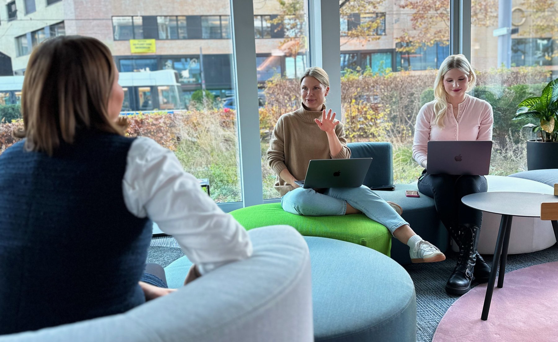 ADN_women_move_it_severine_image