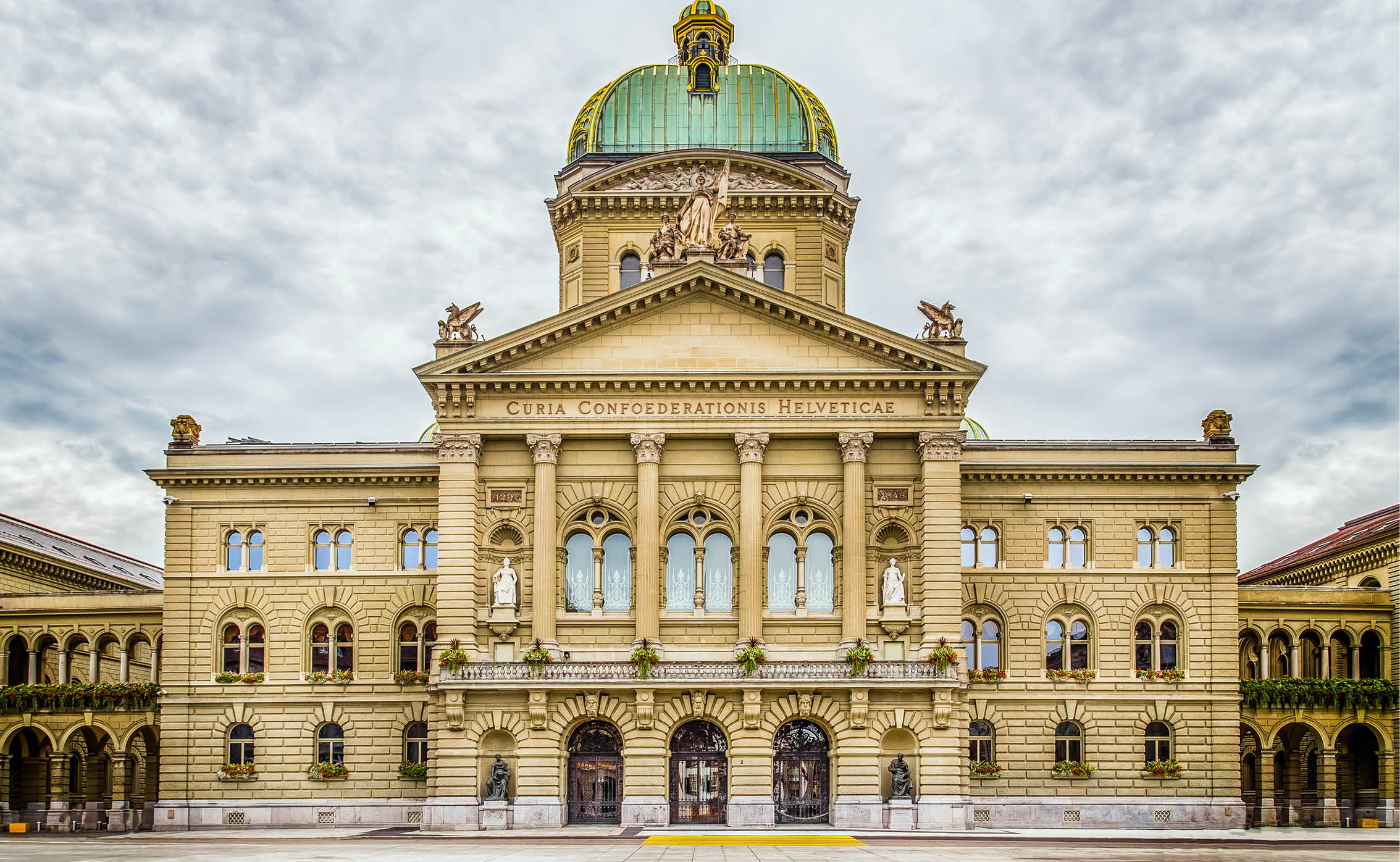 picture_of_swiss_federal_parliament_building